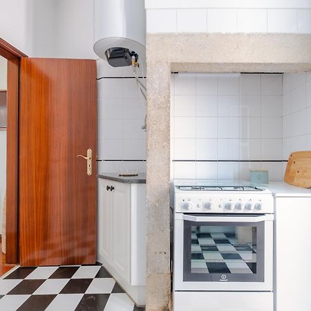 Cool Apartment Near Alfama Лиссабон Экстерьер фото