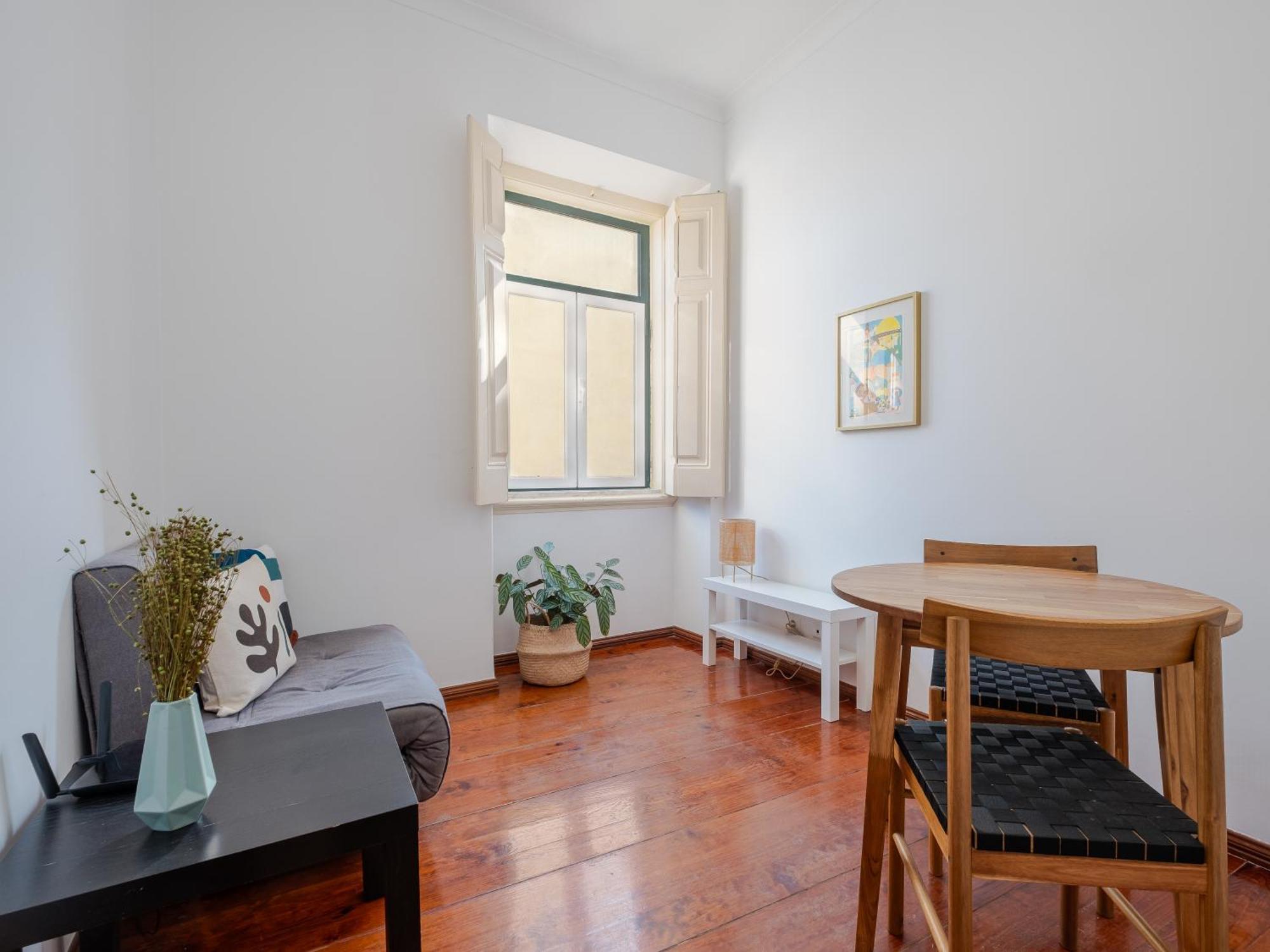 Cool Apartment Near Alfama Лиссабон Экстерьер фото