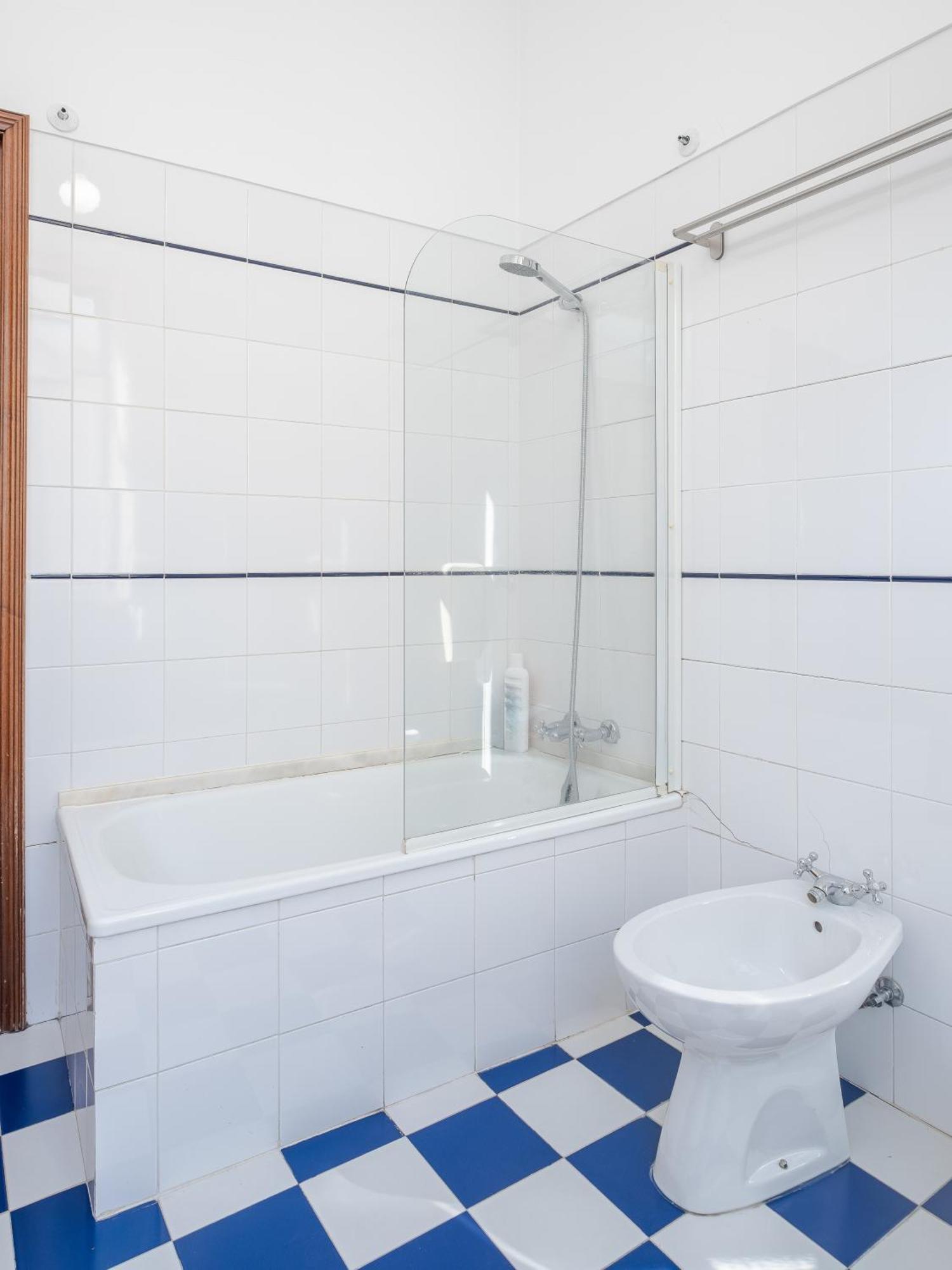 Cool Apartment Near Alfama Лиссабон Экстерьер фото