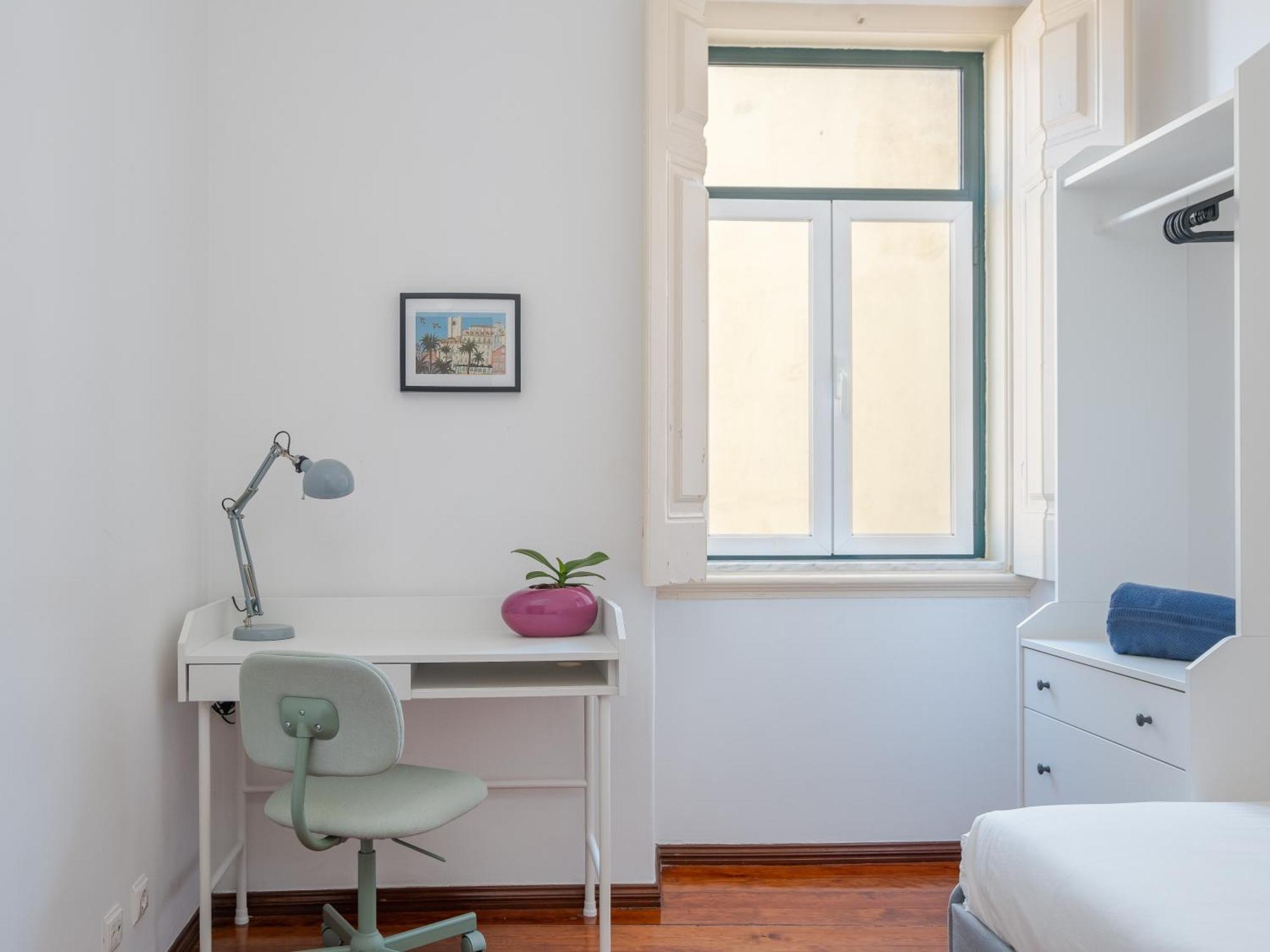 Cool Apartment Near Alfama Лиссабон Экстерьер фото